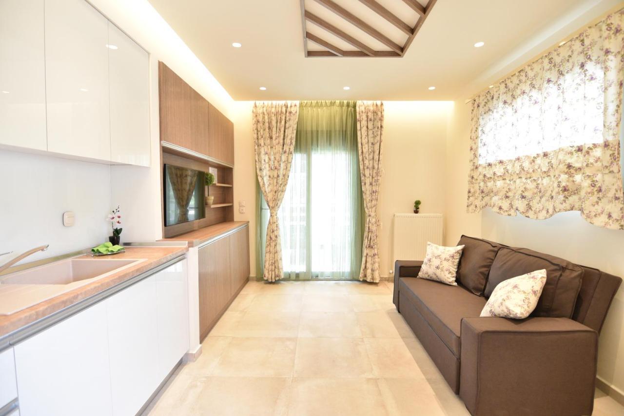 On Board Luxury Studios Sarti Esterno foto